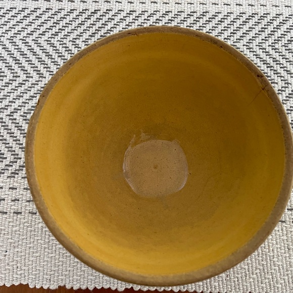McCoy yellow ware bowl in good condition, beautiful piece ! - Picture 9 of 9